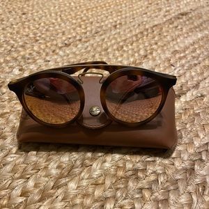 RB4256 Gatsby tortoise shell glasses